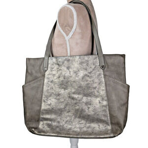 STELLA & DOT Bleecker Tote Handbag Metallic Tan Gold Leather Large Purse